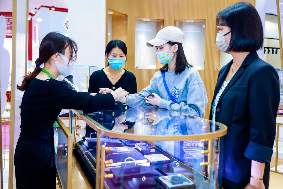 16424933908452748C9u.jpg 16424933908452748C9u.jpg