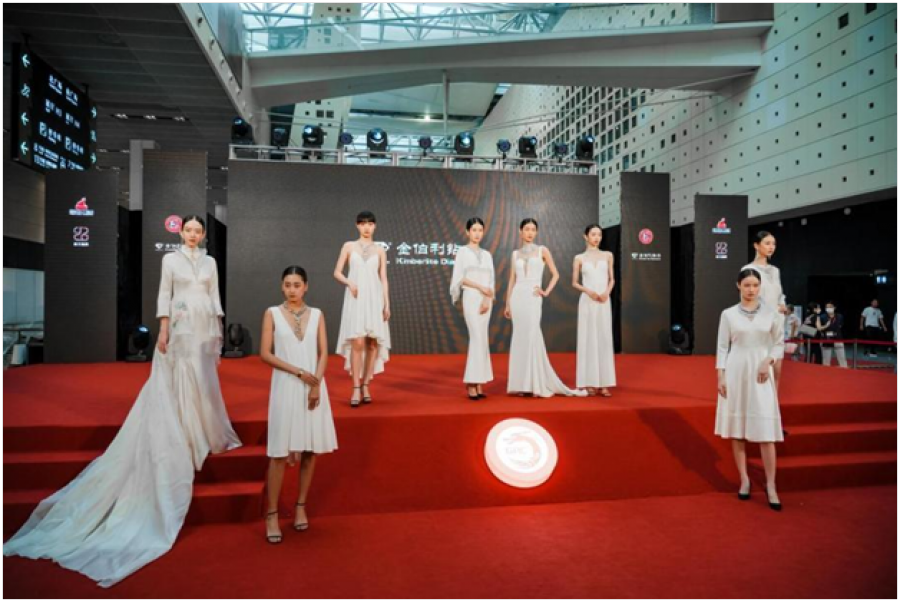 1691392297899440GnSz.png image.png