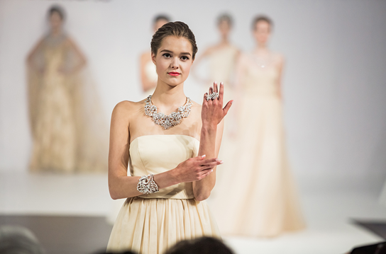 Kimberlite Diamond ���˹�ɫ