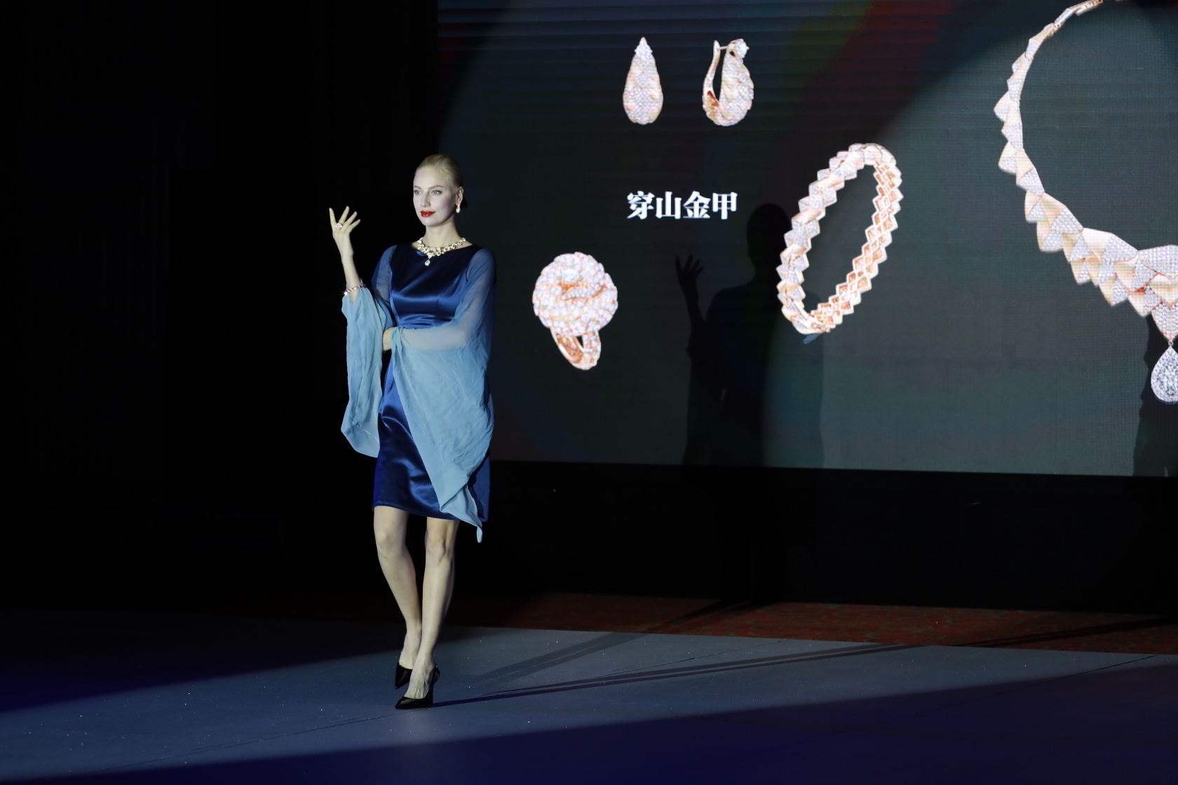 z6��������ʱ(�й�)�ٷ���վ����ɽ��ס��߼��鱦